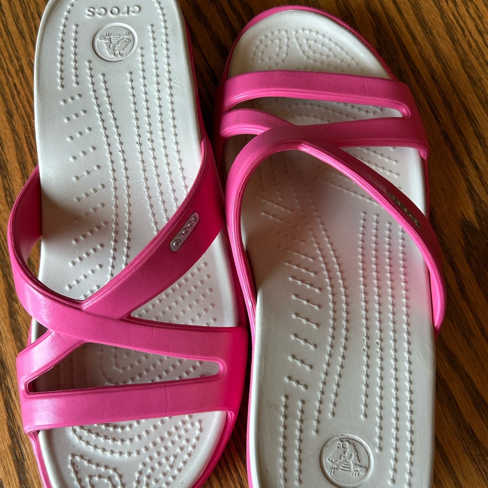 CROCS Women's Vibrant Pink Slide Sandals Size 10 - Picture 8 of 8
